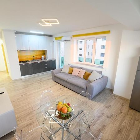 Sunset Lake Apartament Mamaia Ngoại thất bức ảnh