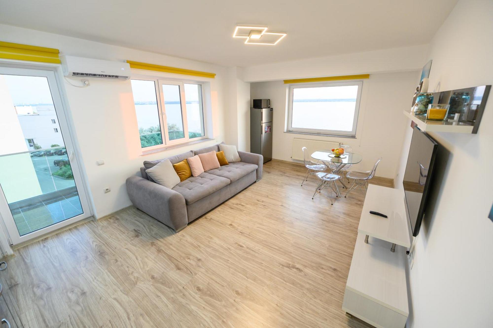 Sunset Lake Apartament Mamaia Ngoại thất bức ảnh