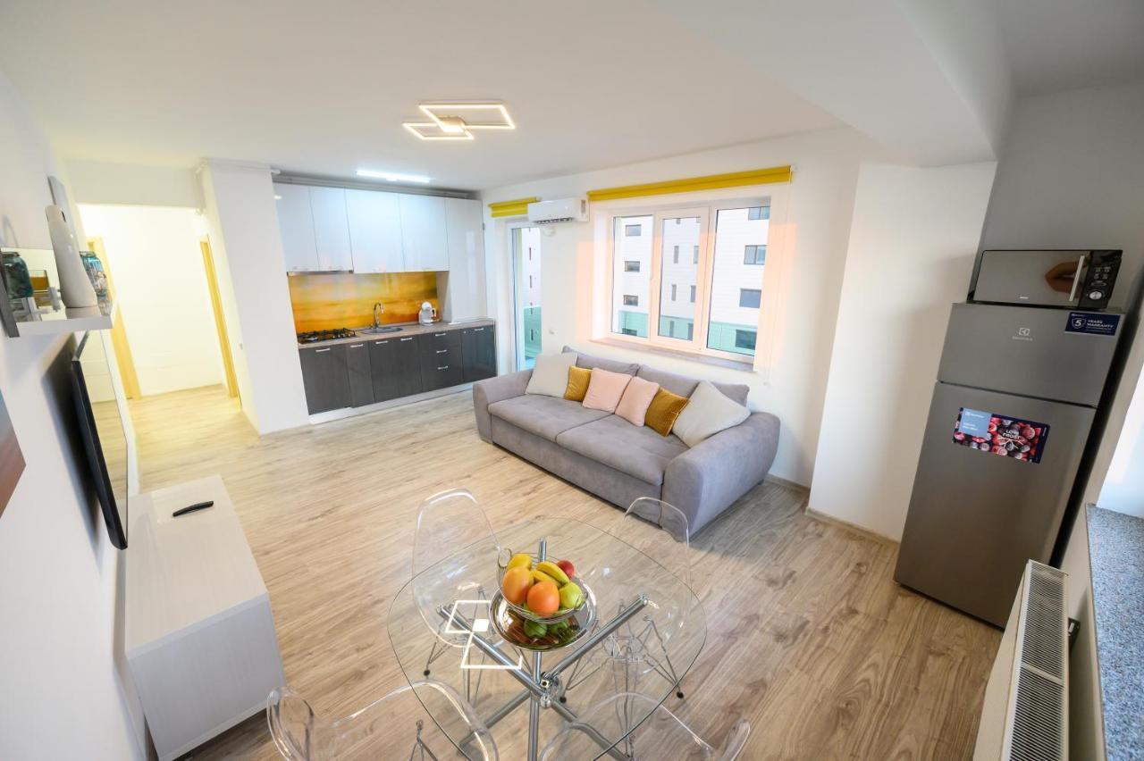 Sunset Lake Apartament Mamaia Ngoại thất bức ảnh