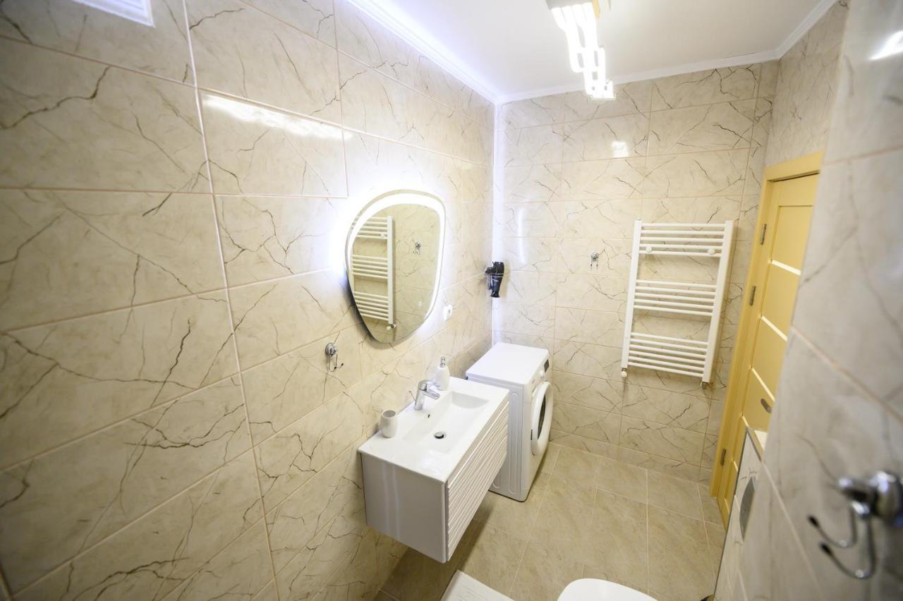 Sunset Lake Apartament Mamaia Ngoại thất bức ảnh
