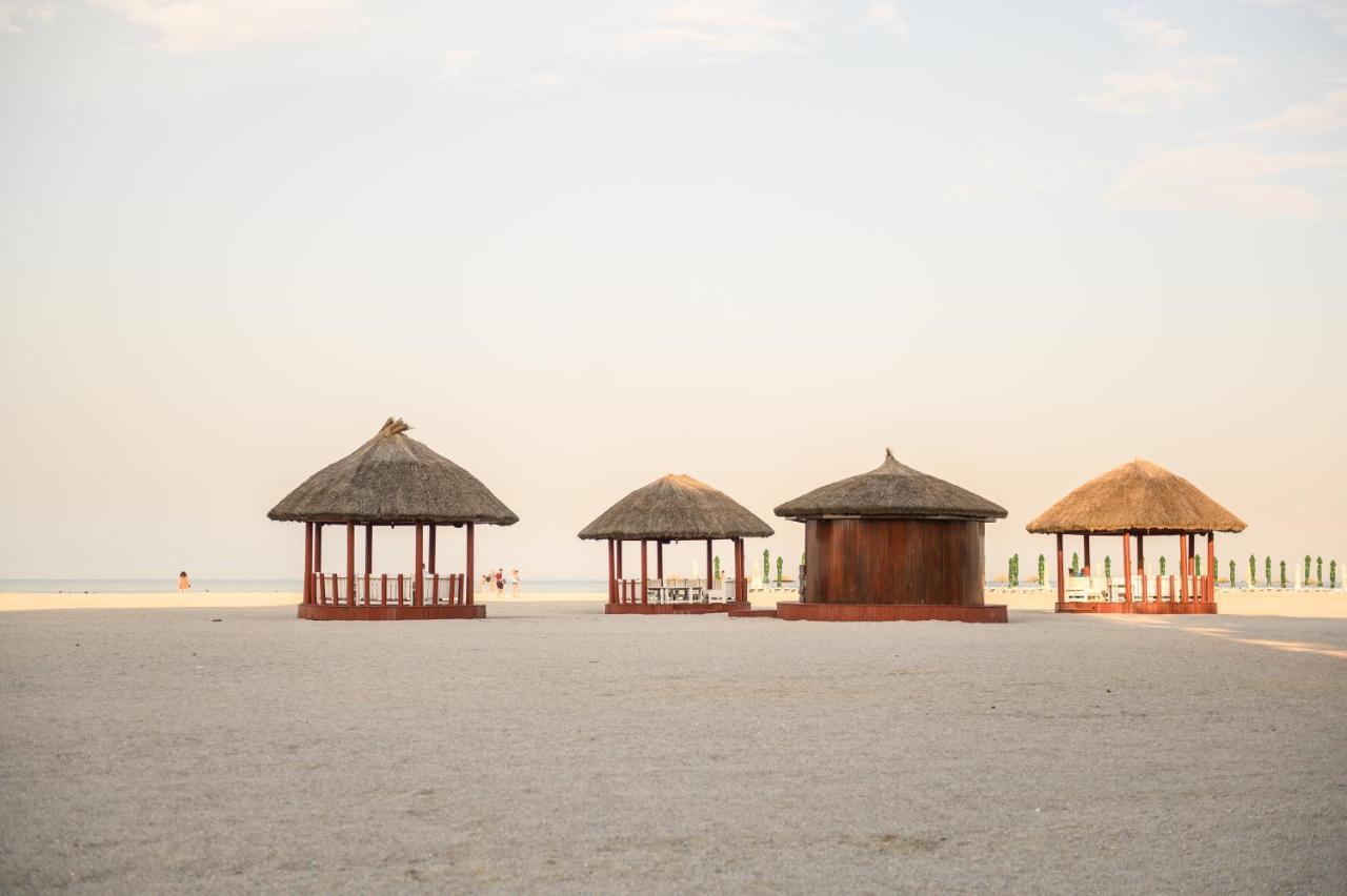 Sunset Lake Apartament Mamaia Ngoại thất bức ảnh